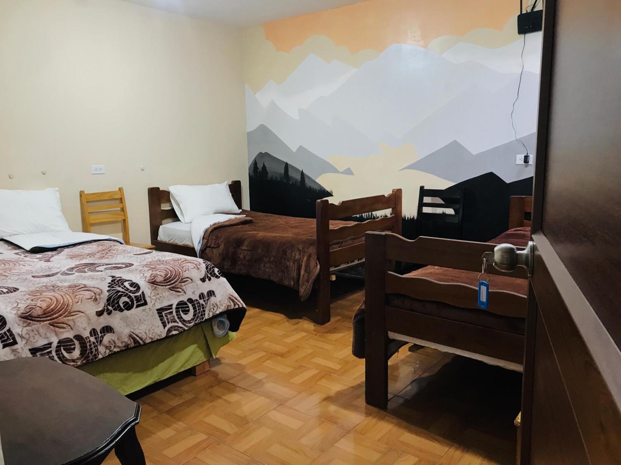 Latacunga Hostel Esterno foto