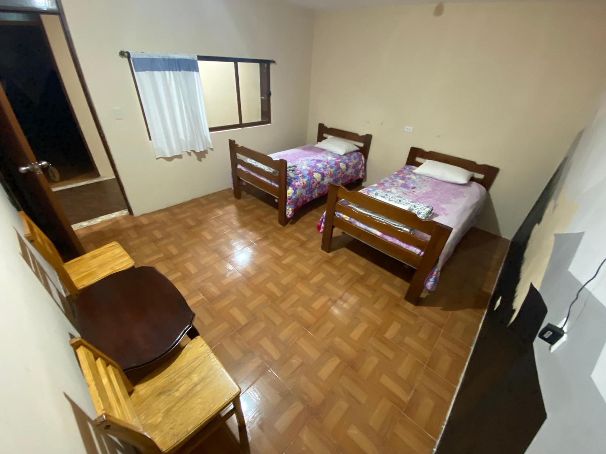 Latacunga Hostel Esterno foto