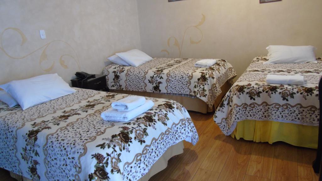 Latacunga Hostel Esterno foto
